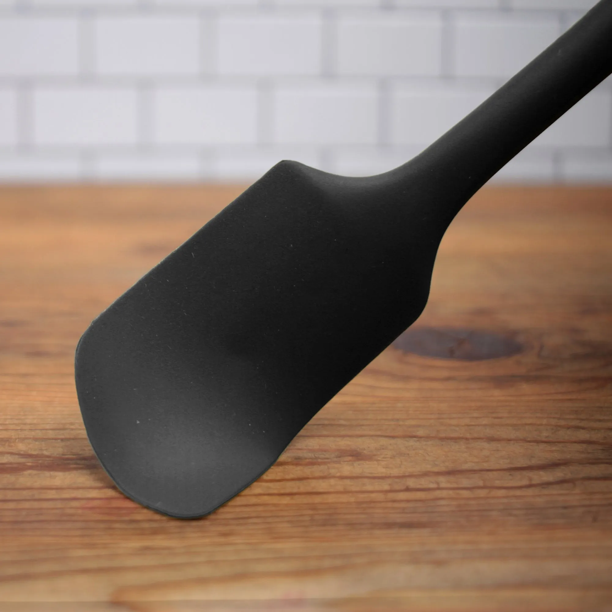 Ela Style Spatula - Black