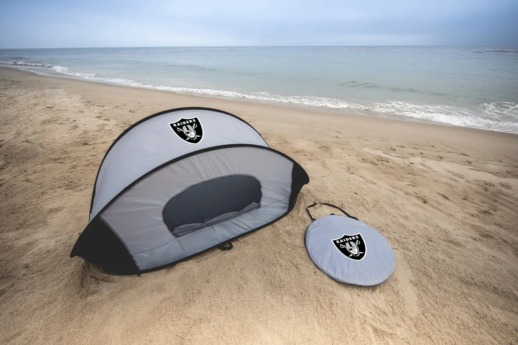 Las Vegas Raiders - Manta Portable Beach Tent