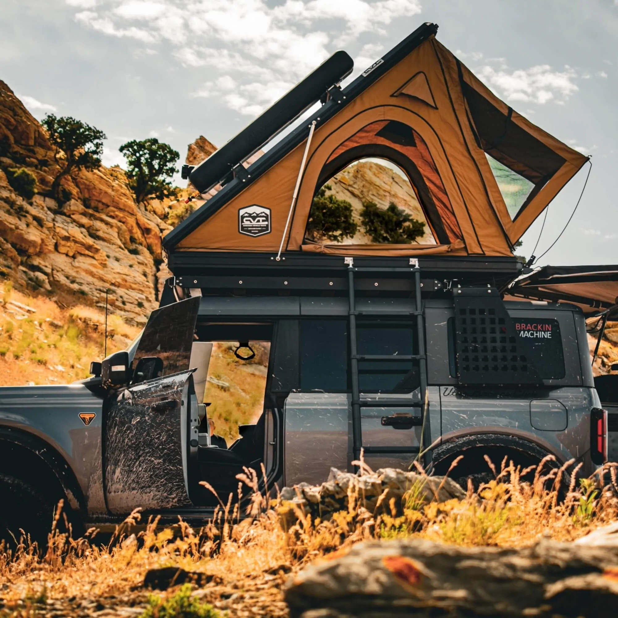 Mt. Hood Aluminum Hardshell Rooftop Tent: Double-Channel