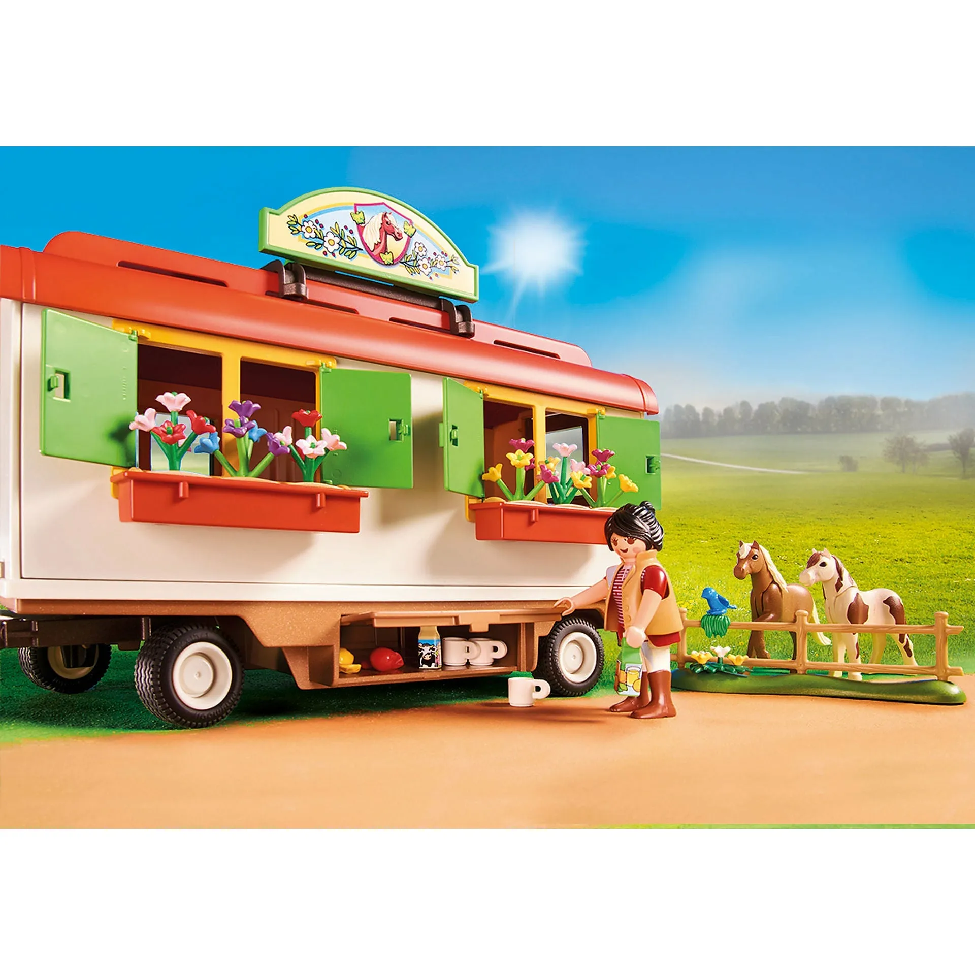 Pony Shelter with Mobile Home 70510